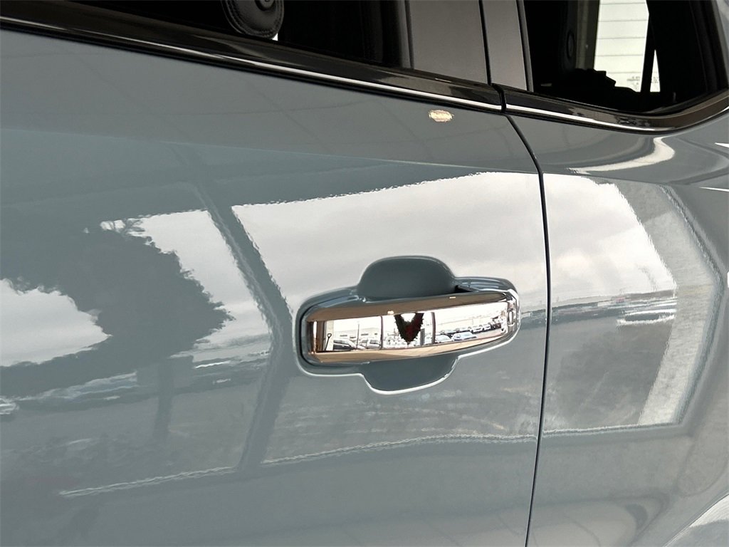 2026 GMC CANYON - Image 13