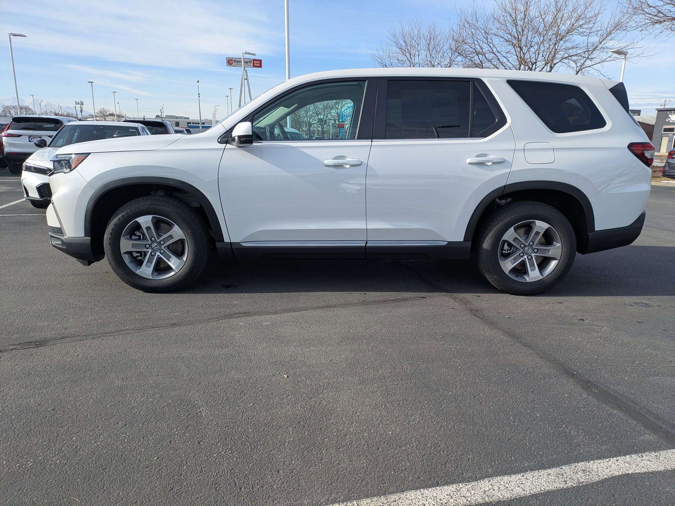 2025 Honda Pilot EX-L photo 6