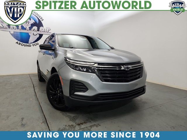 2023 Chevrolet Equinox LS's photo