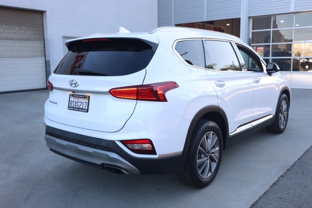 2020 Hyundai Santa Fe SEL photo 3