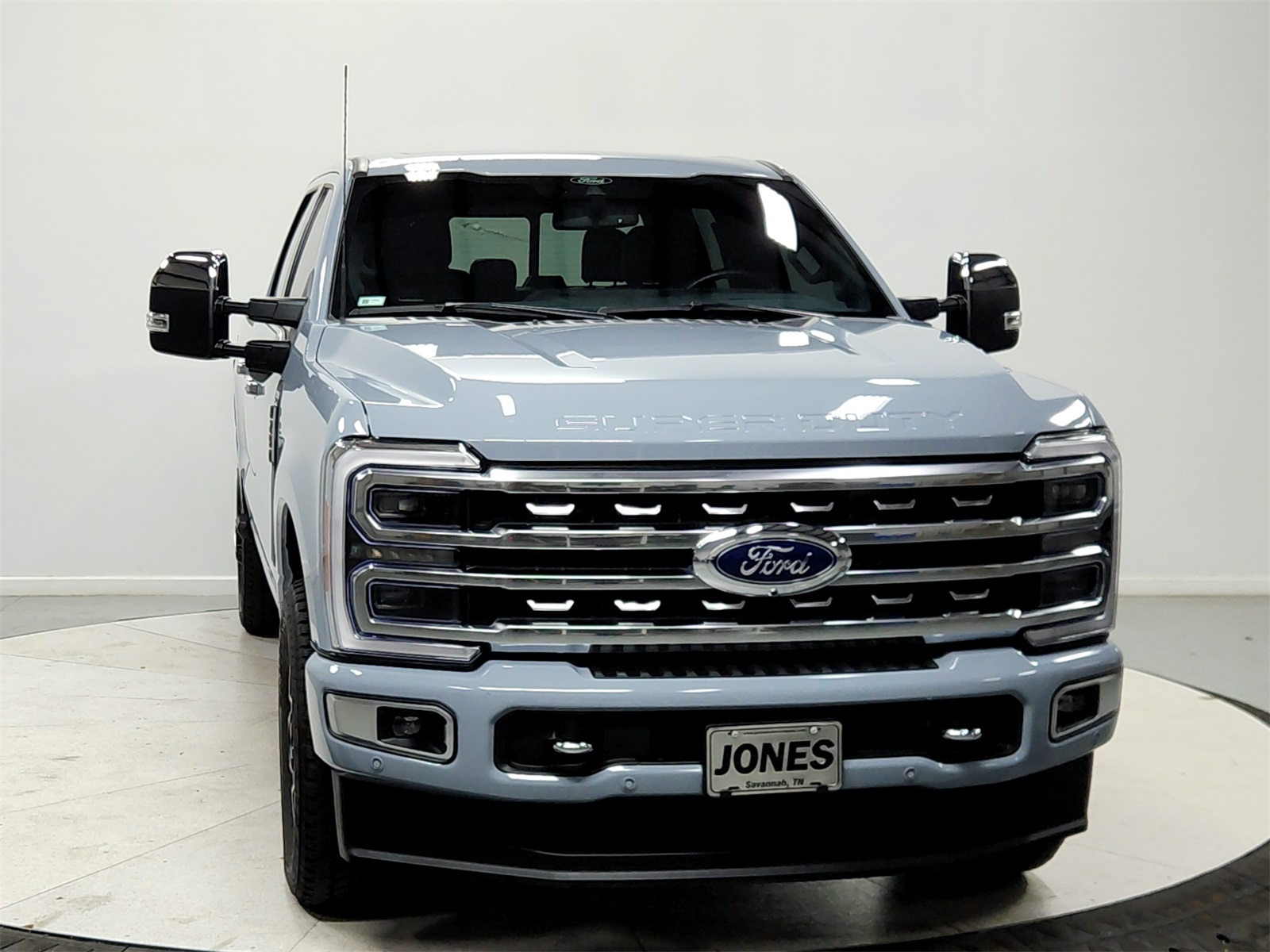 2024 Ford F-250 Platinum photo 2