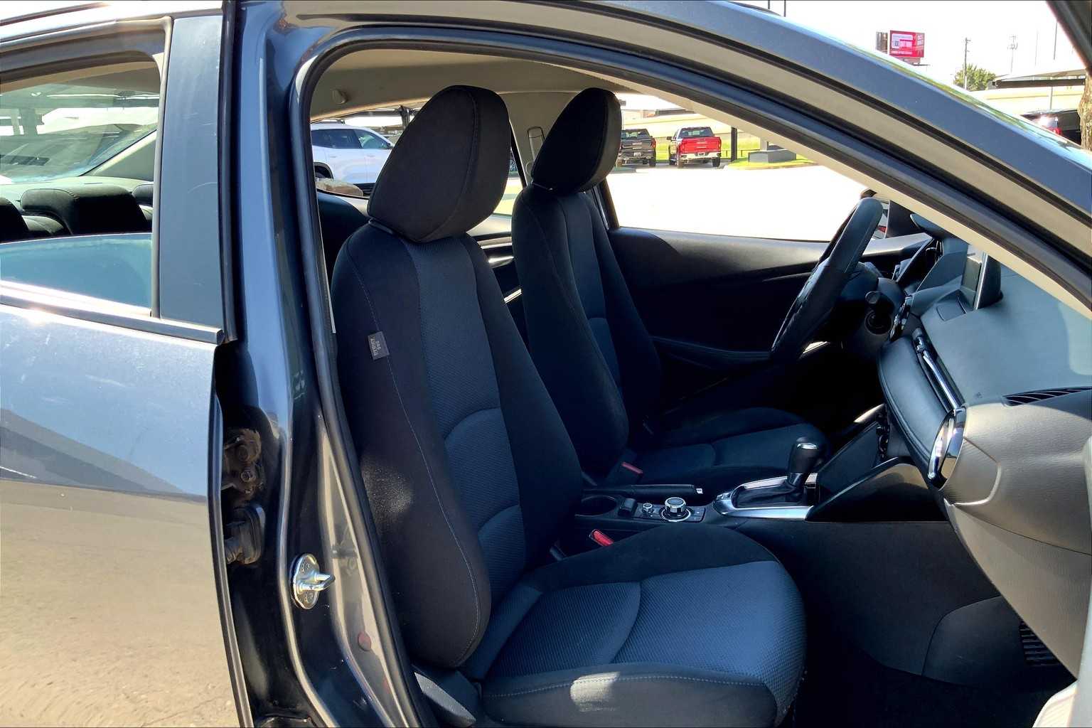 2017 Toyota Yaris iA photo 8