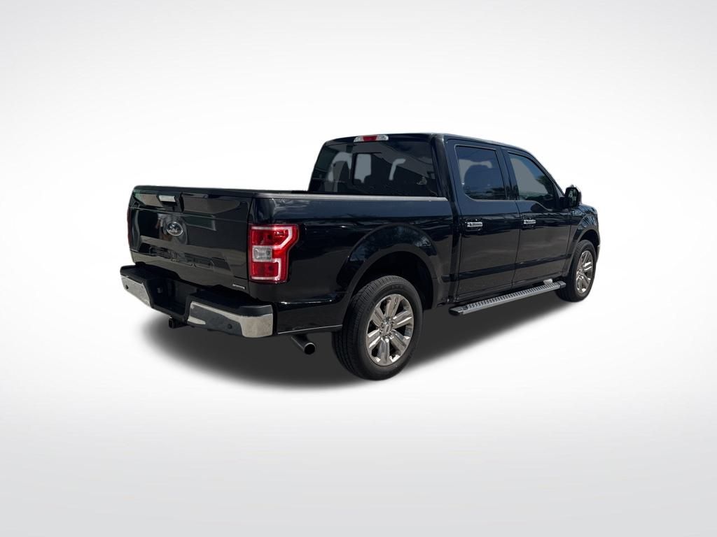 2019 Ford F-150 XLT photo 2