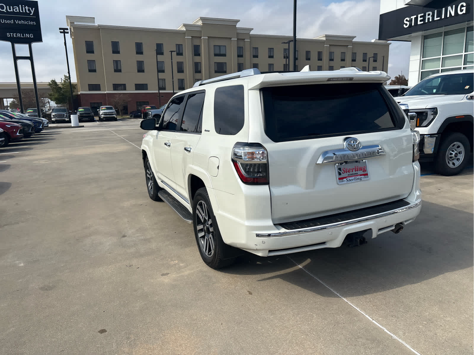 2023 Toyota 4Runner Limited photo 3