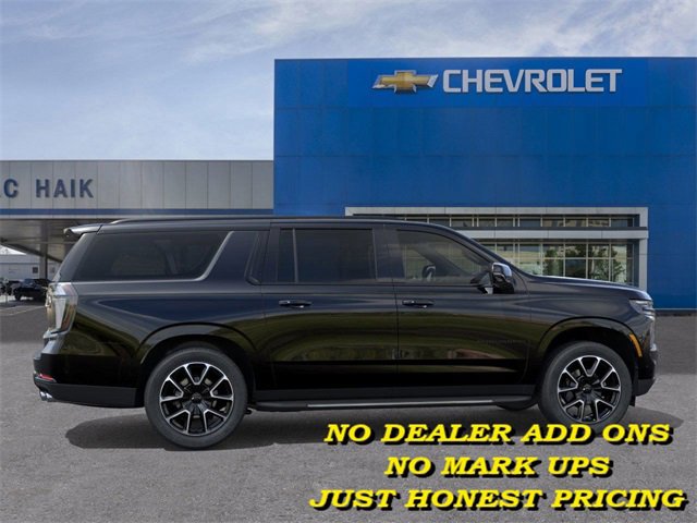 2025 Chevrolet Suburban RST photo 4