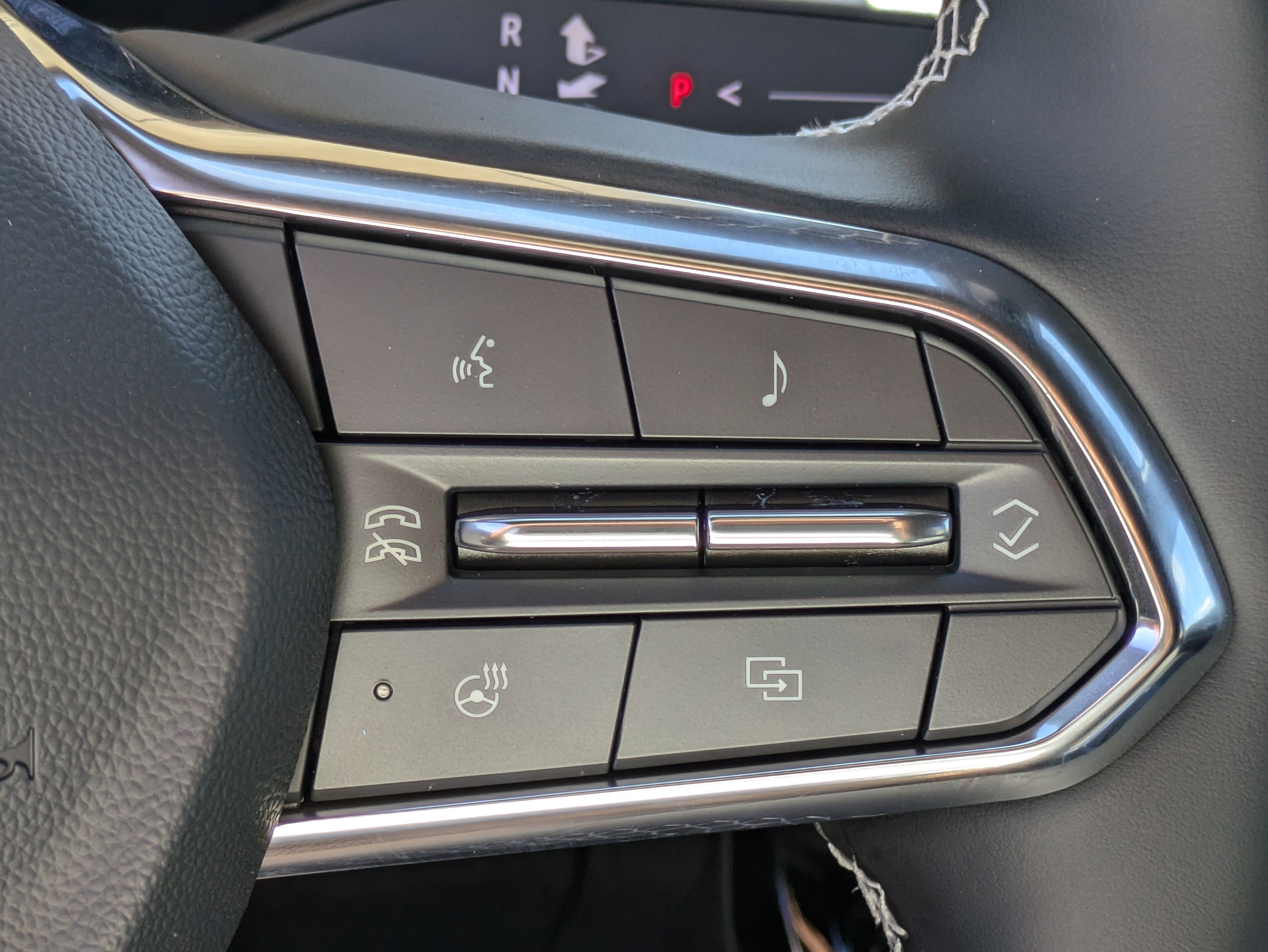 2026 Chevrolet Equinox EV 1LT photo 4