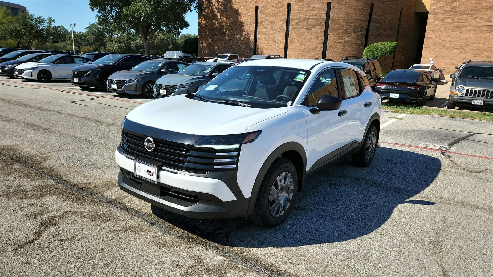2025 Nissan Kicks Play S photo 6