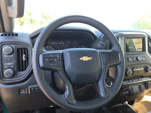2024 Chevrolet Silverado 3500HD Work Truck photo 4