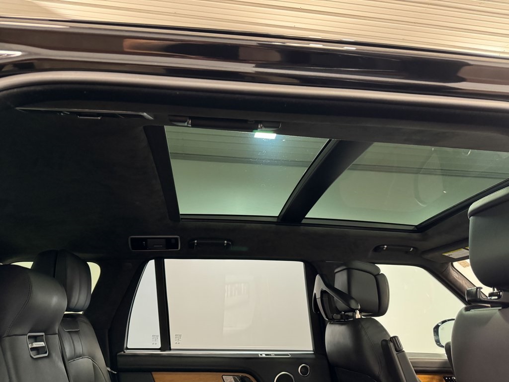 2021 Land Rover Range Rover P525 HSE HSE Westminster Edition photo 13