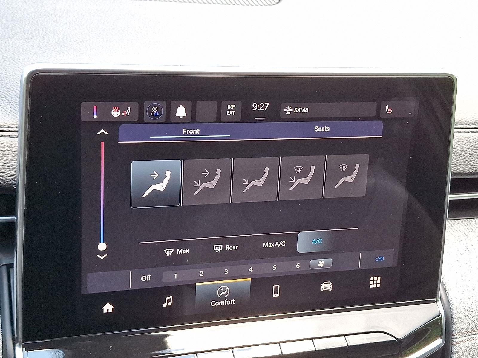 2023 Jeep Compass Latitude Lux photo 13
