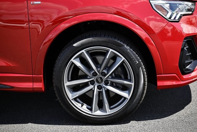 2024 Audi Q3 Premium Plus S line photo 4
