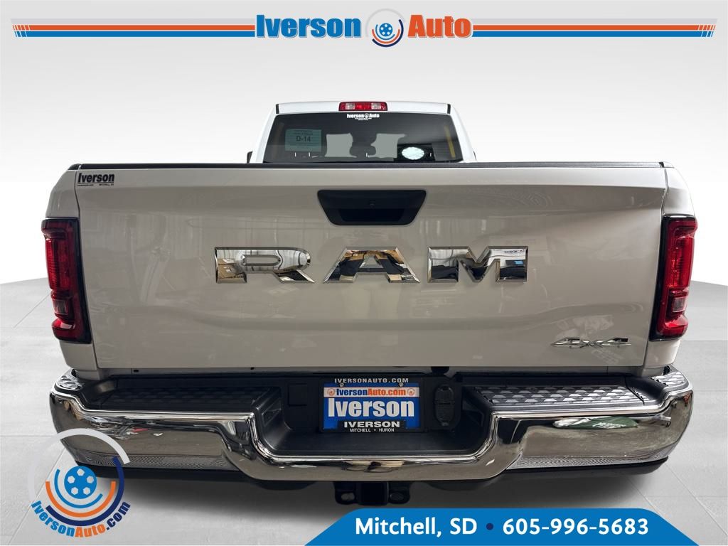 2025 Ram 2500 Tradesman photo 6