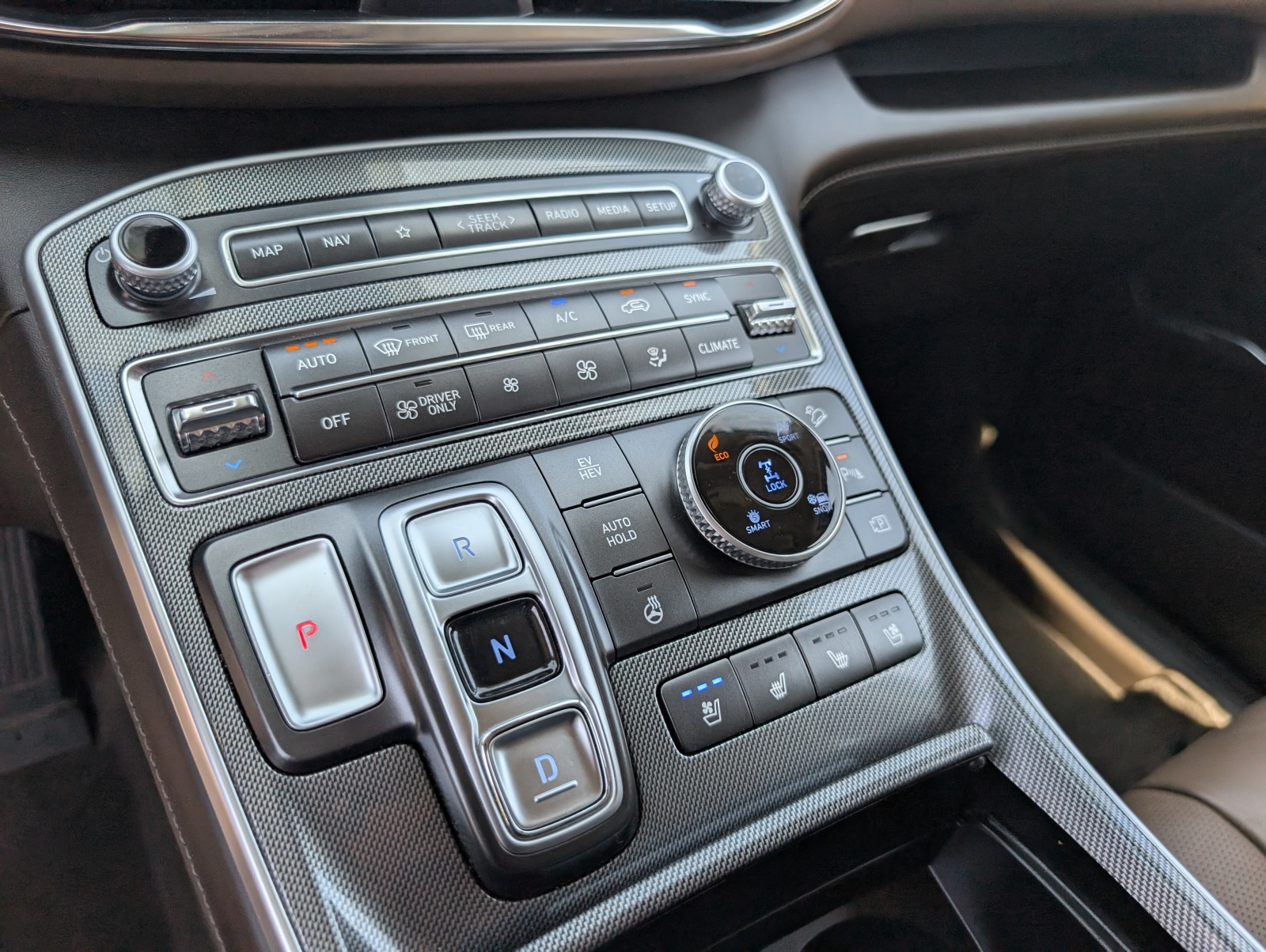 Used 2023 BLACK Hyundai Limited image 12