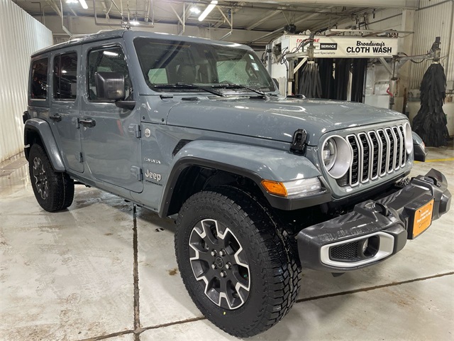 2024 Jeep Wrangler 4-Door Sahara's photo