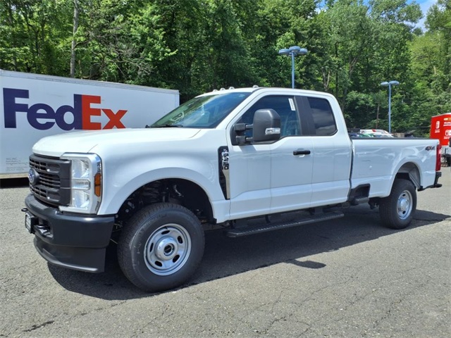 2025 Ford F-250 XL photo 3