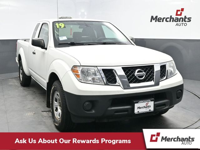2019 Nissan Frontier S's photo