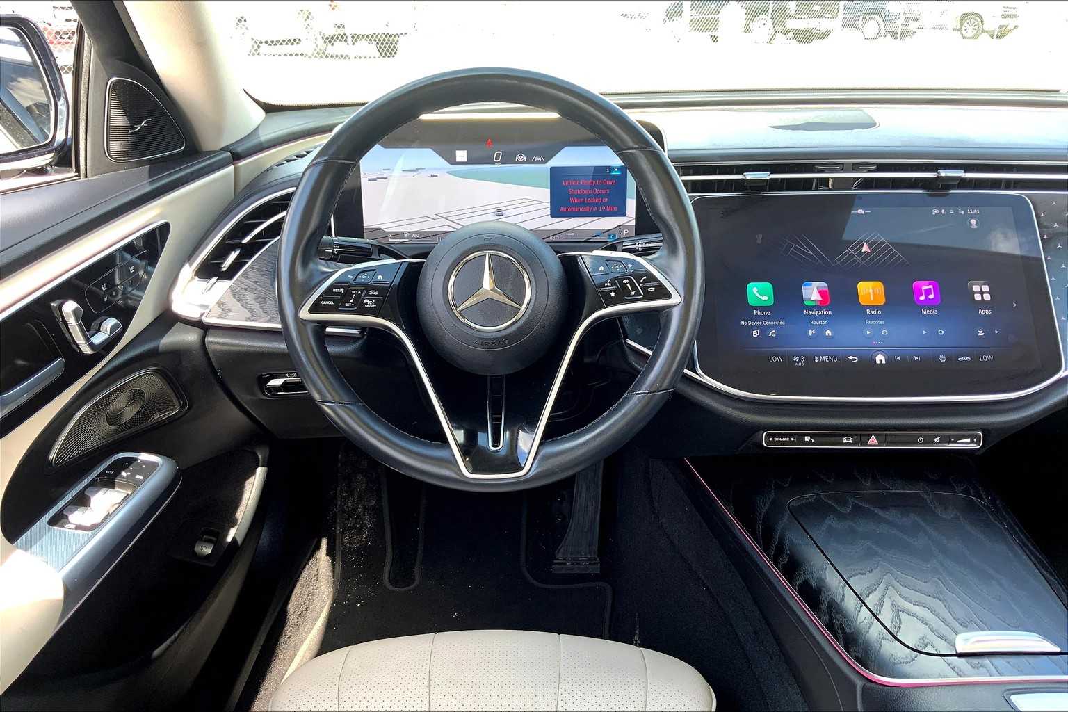 2024 Mercedes Benz E 350 4MATIC Sedan photo 5