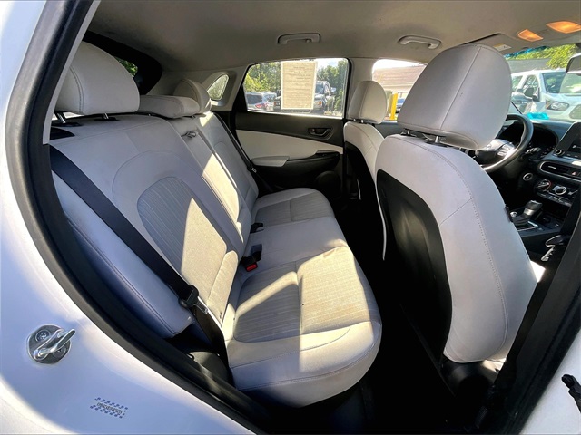 2023 Hyundai Kona SEL photo 21