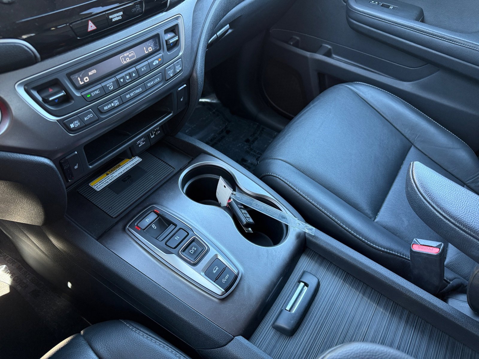 2022 Honda Pilot Special Edition photo 12