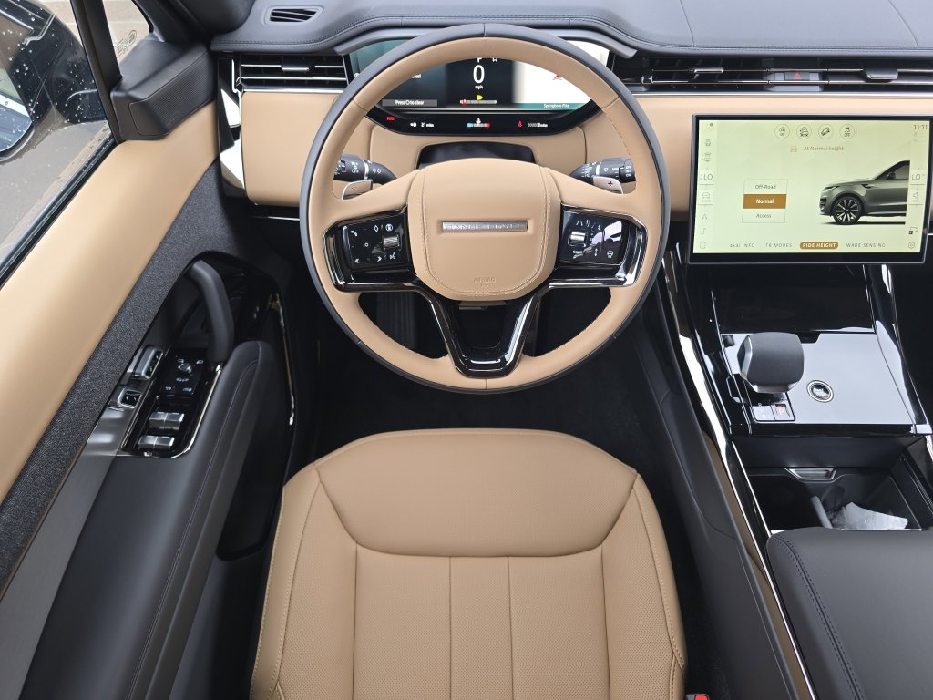 2025 Land Rover Range Rover Sport SE photo 17
