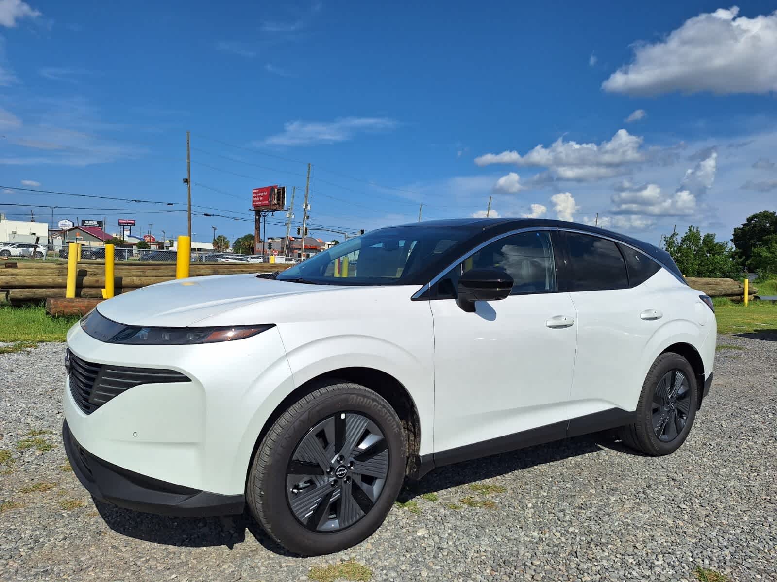 2025 Nissan Murano SL photo 9