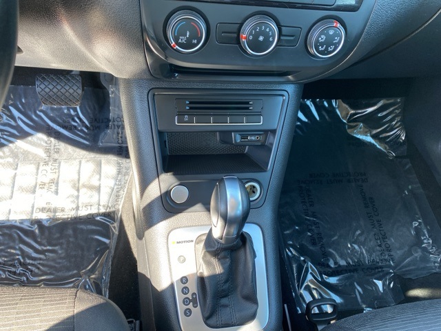 2018 Volkswagen Tiguan Limited photo 14