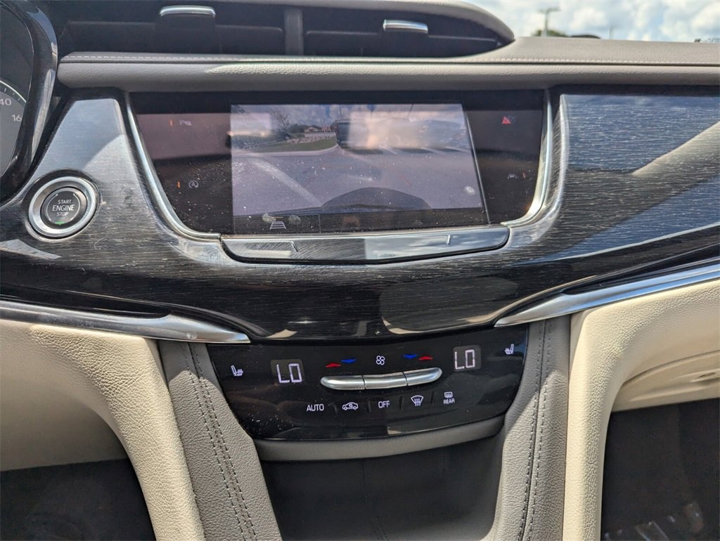2021 Cadillac XT4 Premium Luxury photo 32
