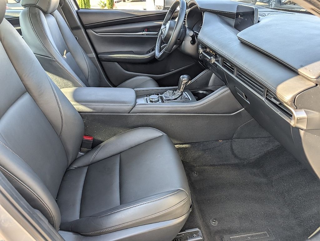 2020 Mazda Mazda3 Select photo 15