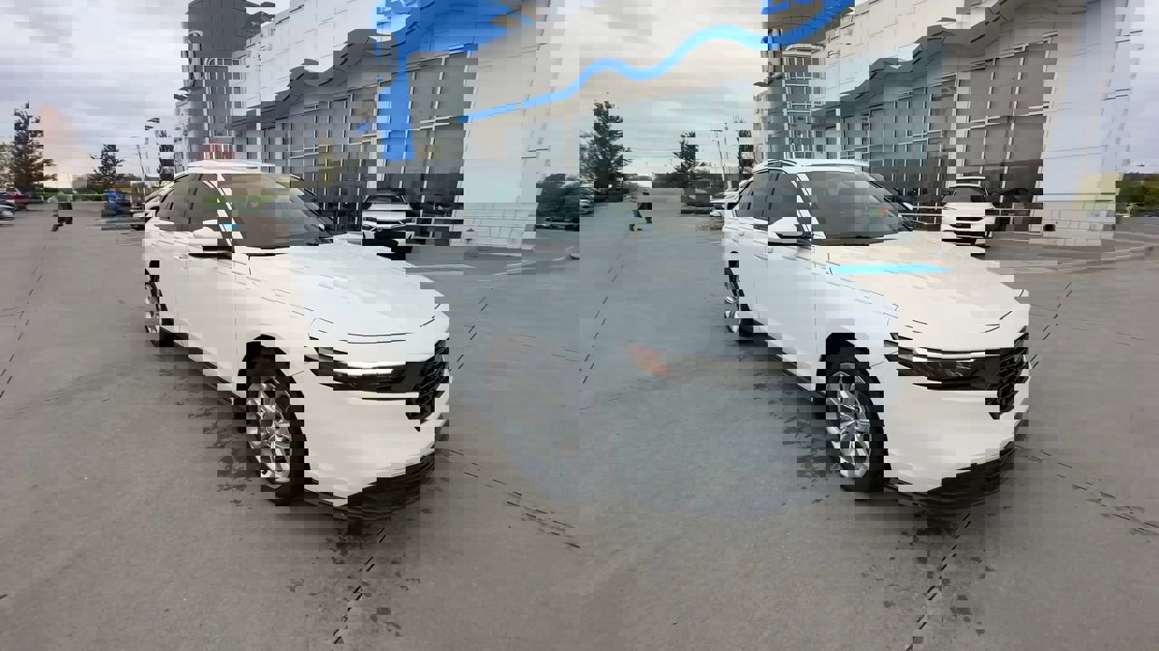 Certified 2023 Honda Accord LX with VIN 1HGCY1F20PA016001 for sale in Kansas City