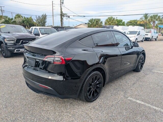 2021 Tesla Model Y Long Range photo 6