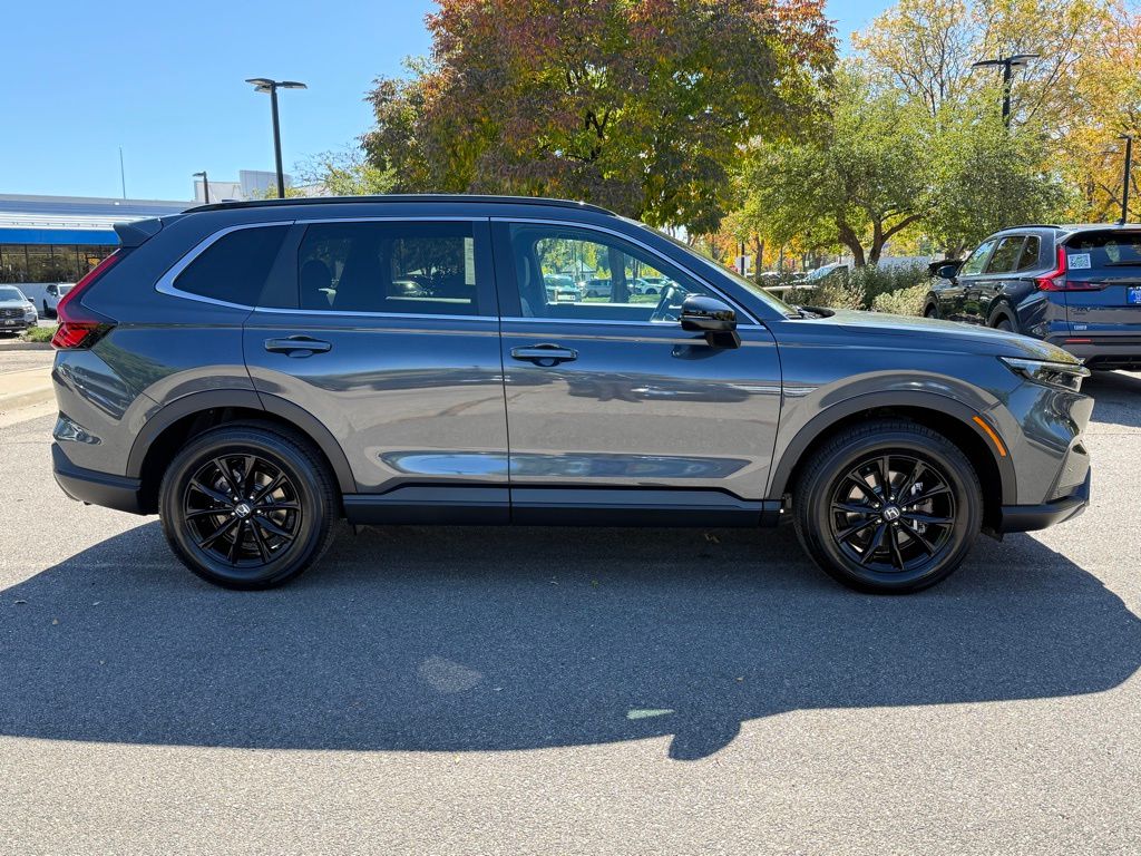 2025 Honda CR-V Hybrid Sport-L photo 3