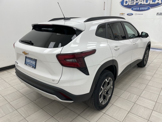2024 Chevrolet Trax photo 14