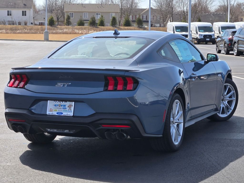 2025 Ford Mustang GT Premium photo 8