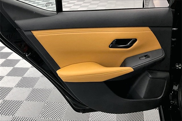 2025 Nissan Sentra SV photo 27