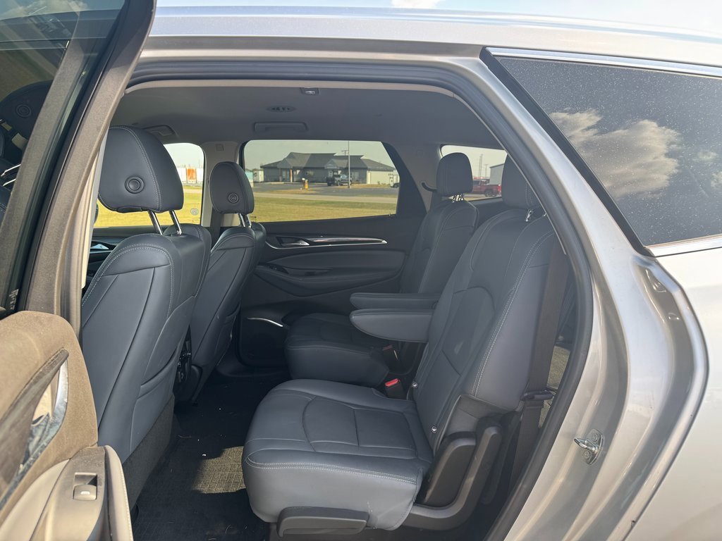 2021 Buick Enclave Essence photo 10