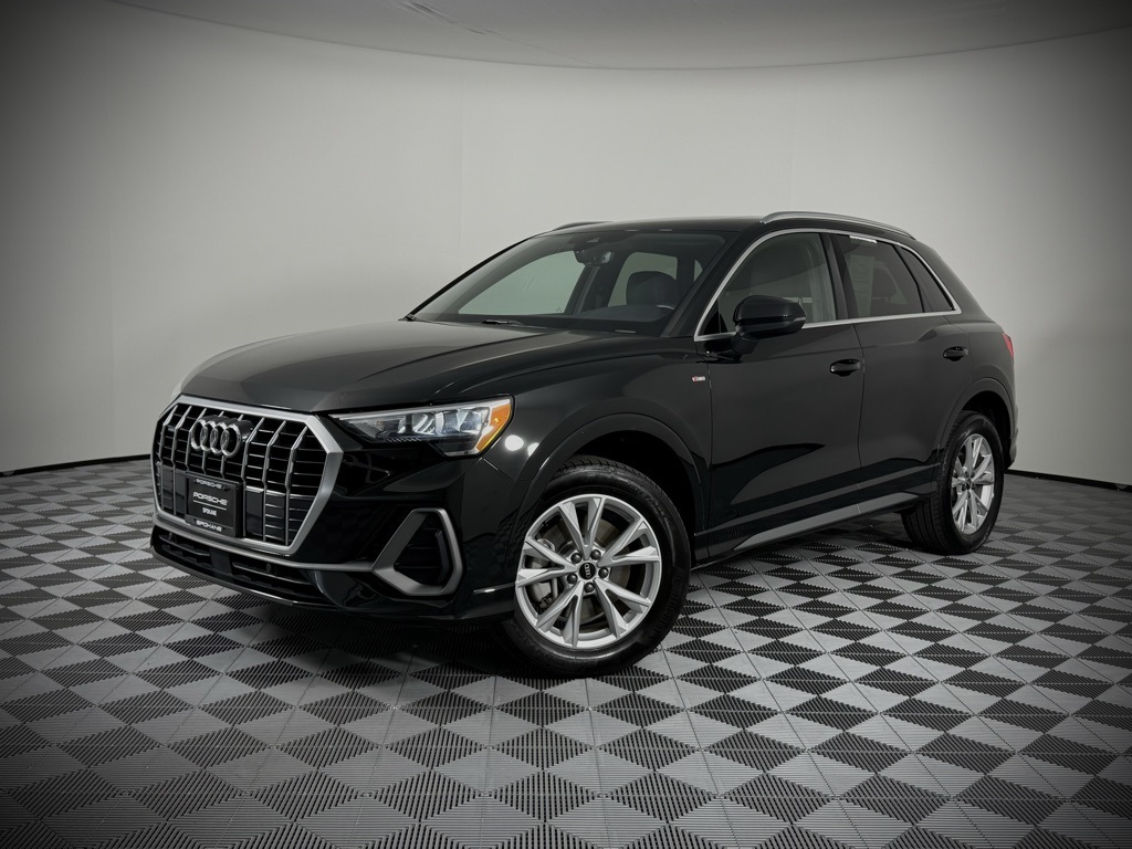 2022 Audi Q3 S Line Premium's photo