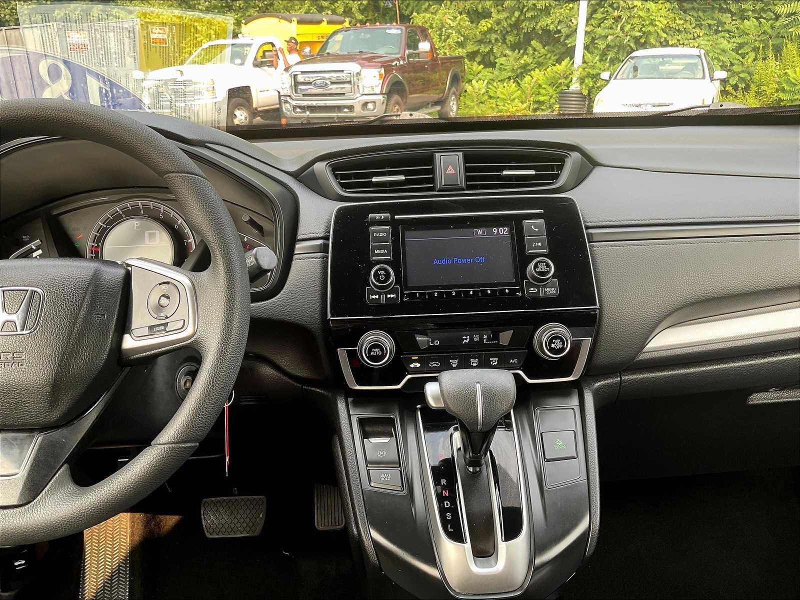 2018 Honda CR-V LX photo 18