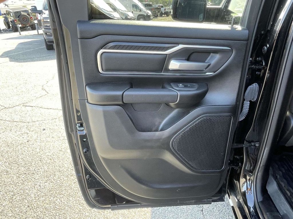 2025 Ram 1500 Big Horn Lone Star photo 19