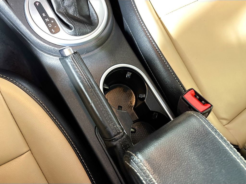2018 Volkswagen Beetle Coast photo 15