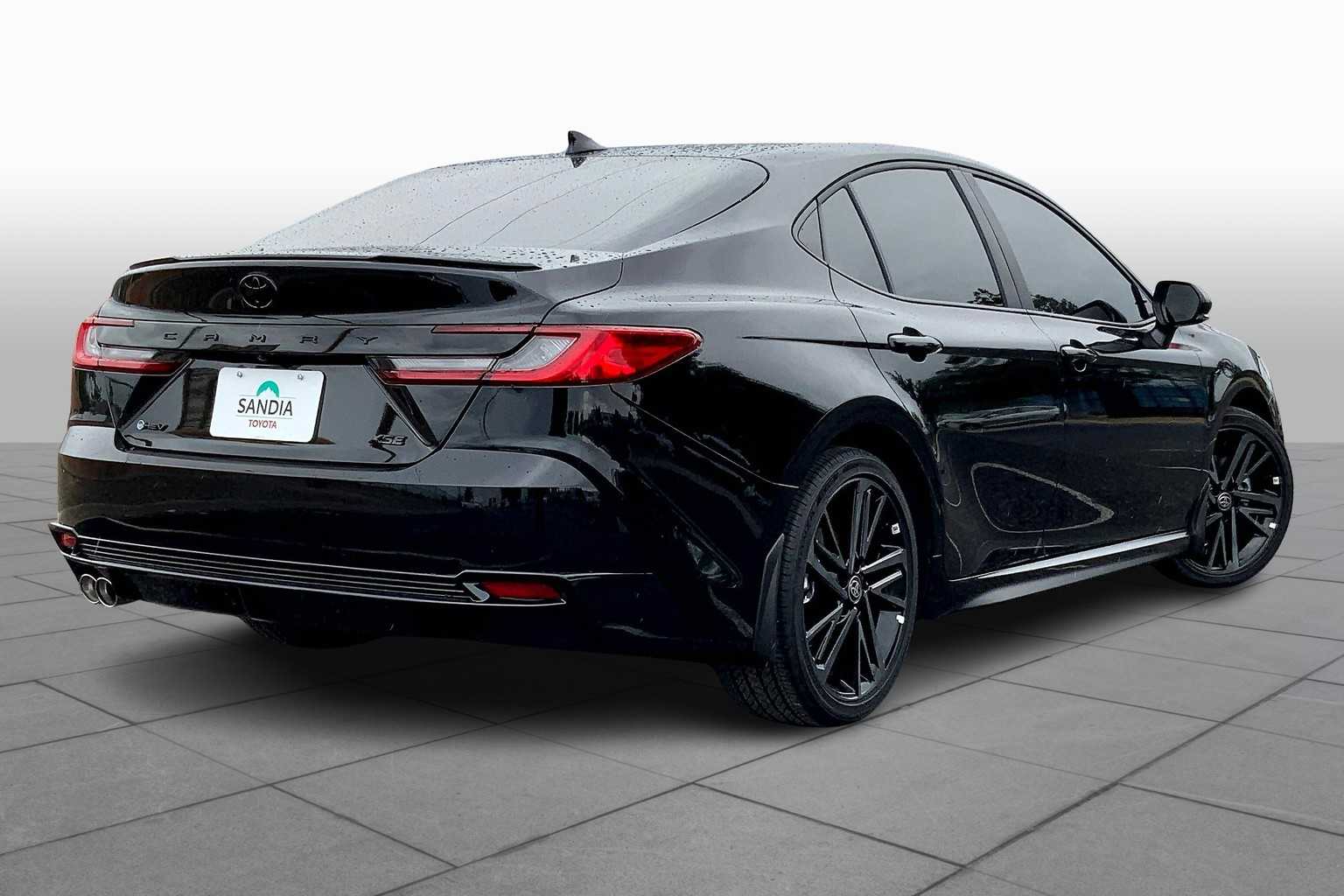 2025 Toyota Camry XSE photo 12