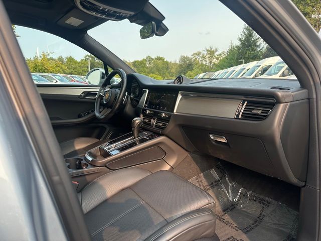 2022 Porsche Macan S photo 26