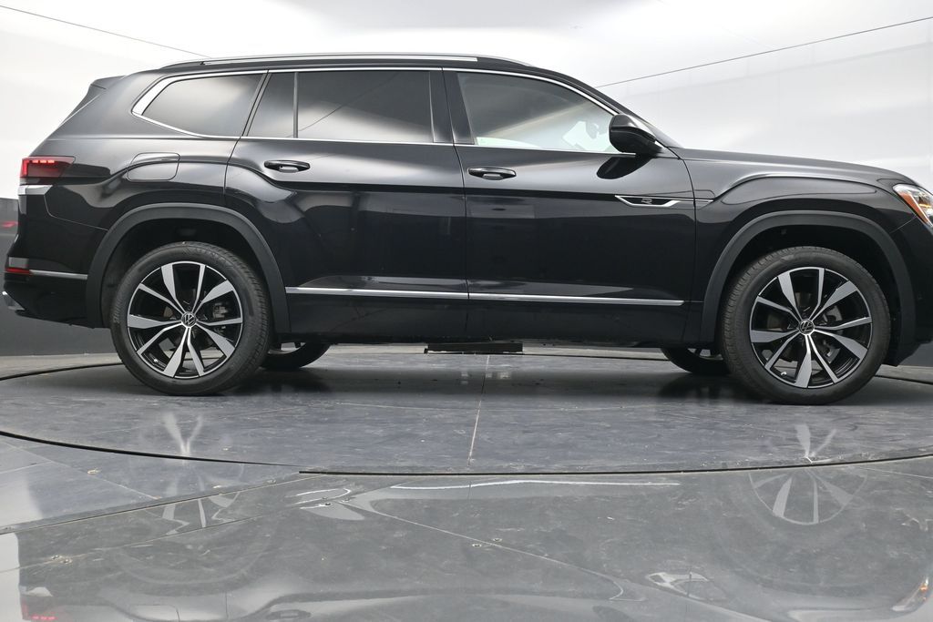 2025 Volkswagen Atlas SEL Premium R-Line photo 25