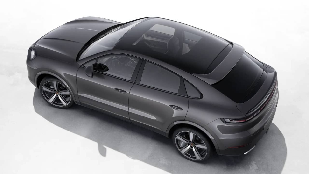 2025 Porsche Cayenne photo 4