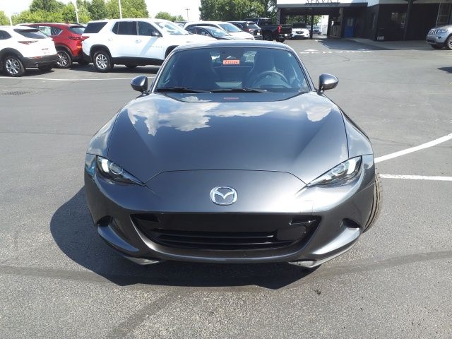 2025 Mazda MX-5 Miata Miata RF Grand Touring photo 2