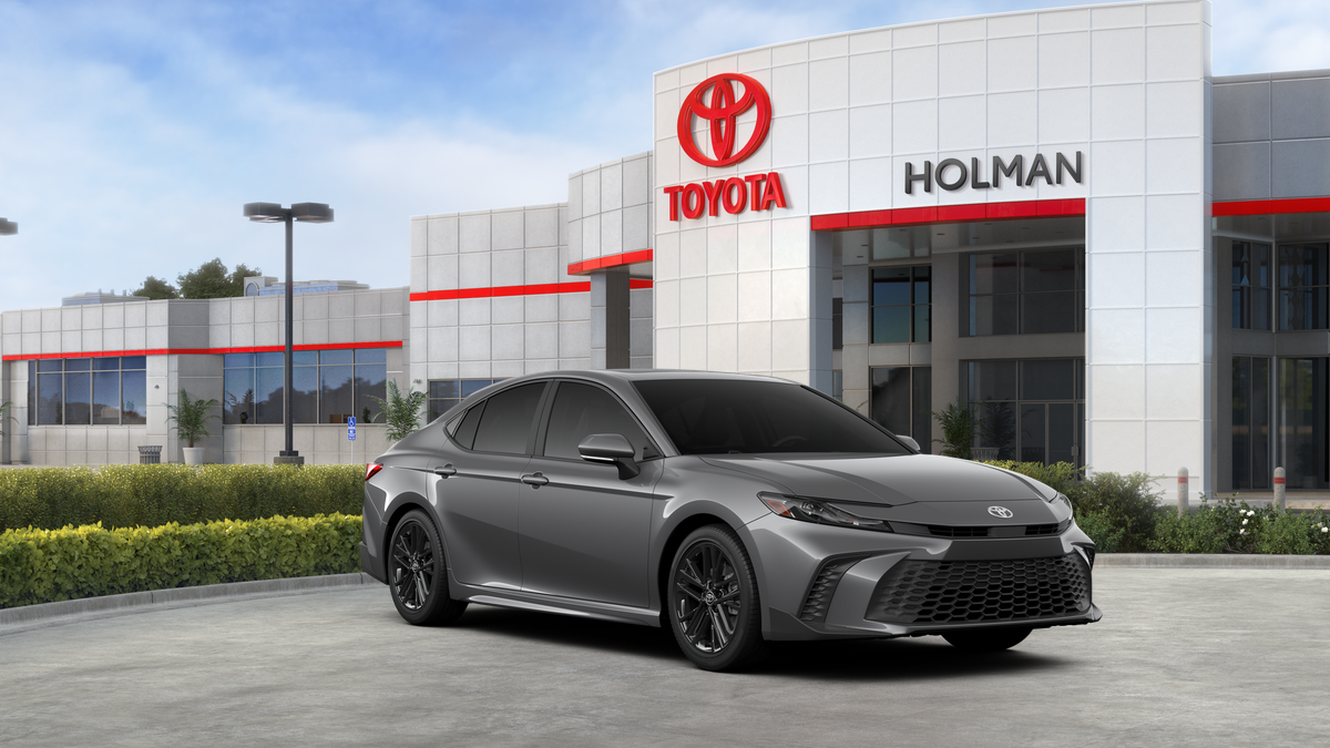 2025 Toyota Camry SE photo 13