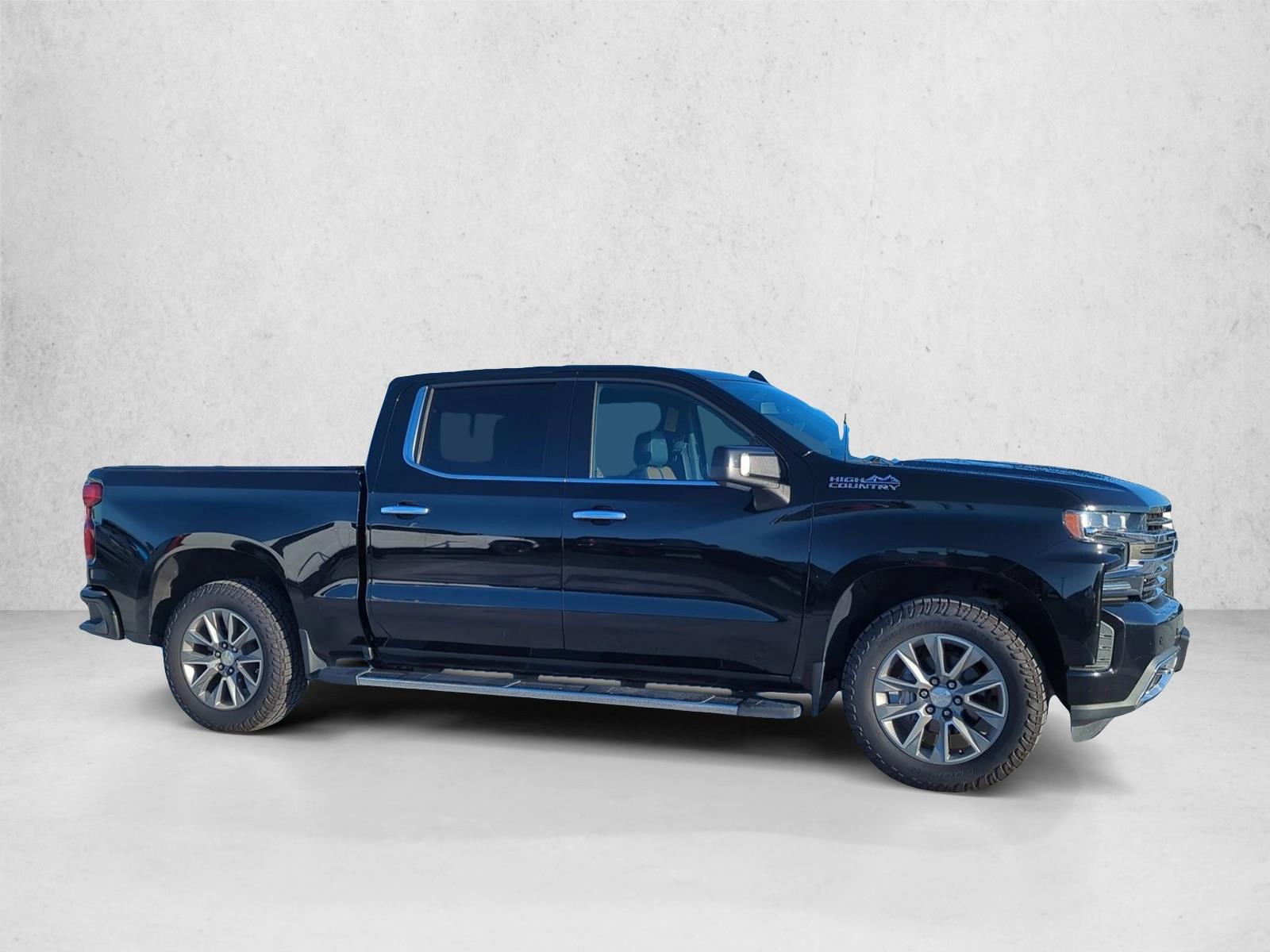 2019 Chevrolet Silverado 1500 High Country photo 4