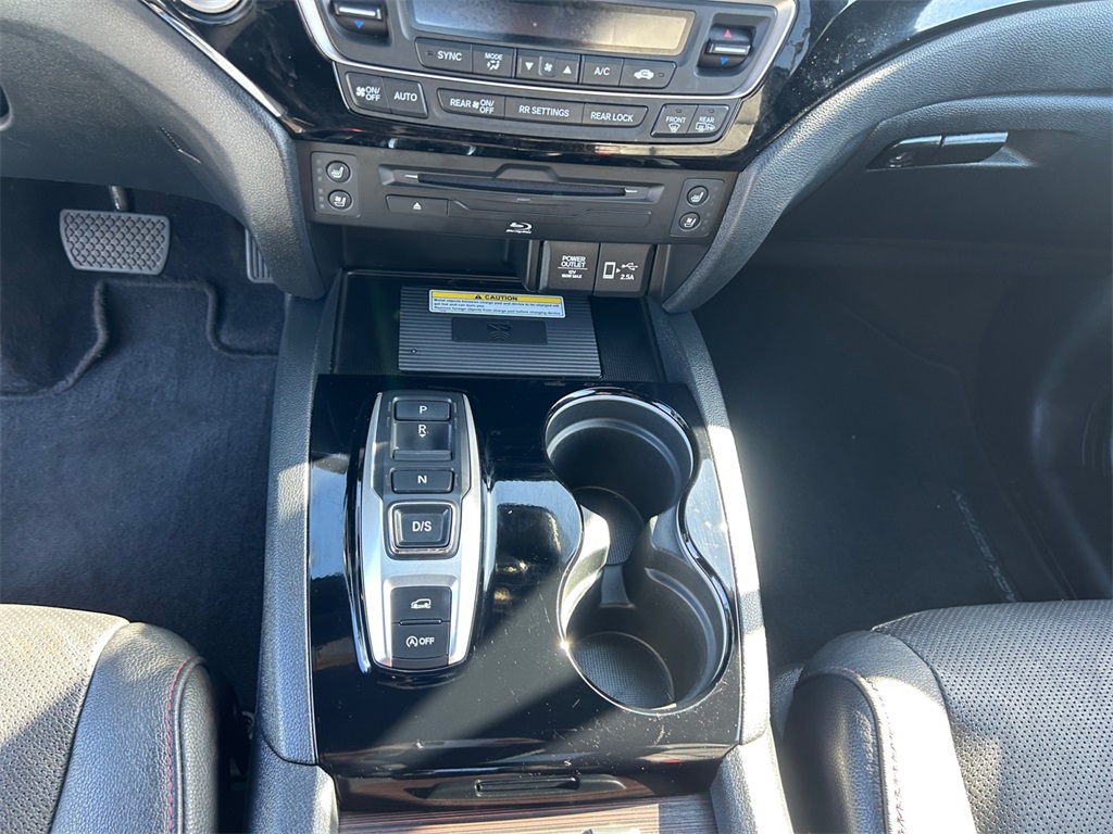 2022 Honda Pilot Black Edition photo 15