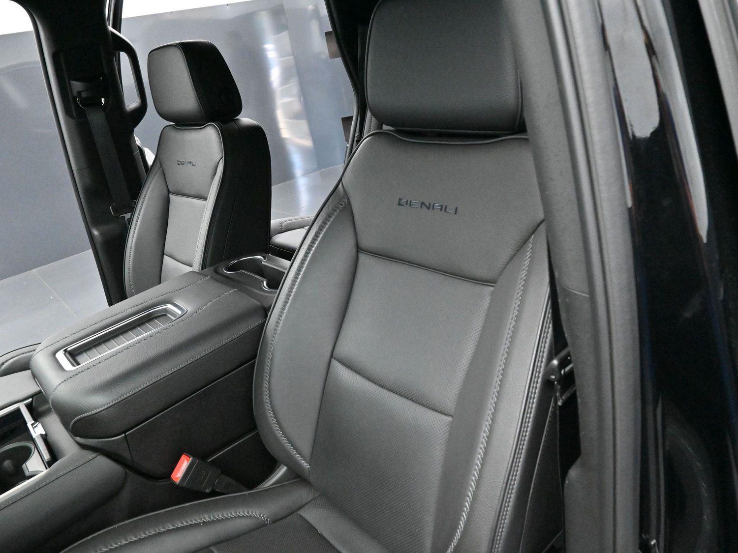 2024 Gmc Yukon Denali photo 15