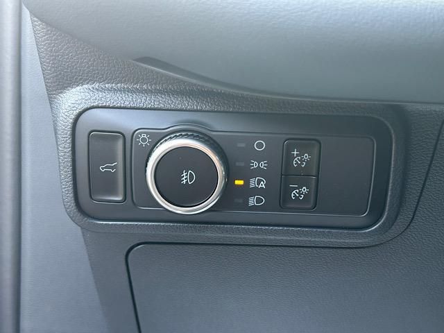 2025 Ford Explorer ST-Line photo 23
