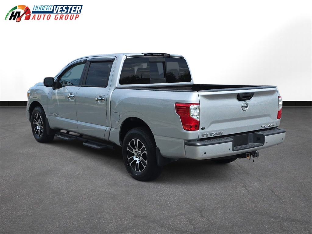 2021 Nissan Titan SV photo 8